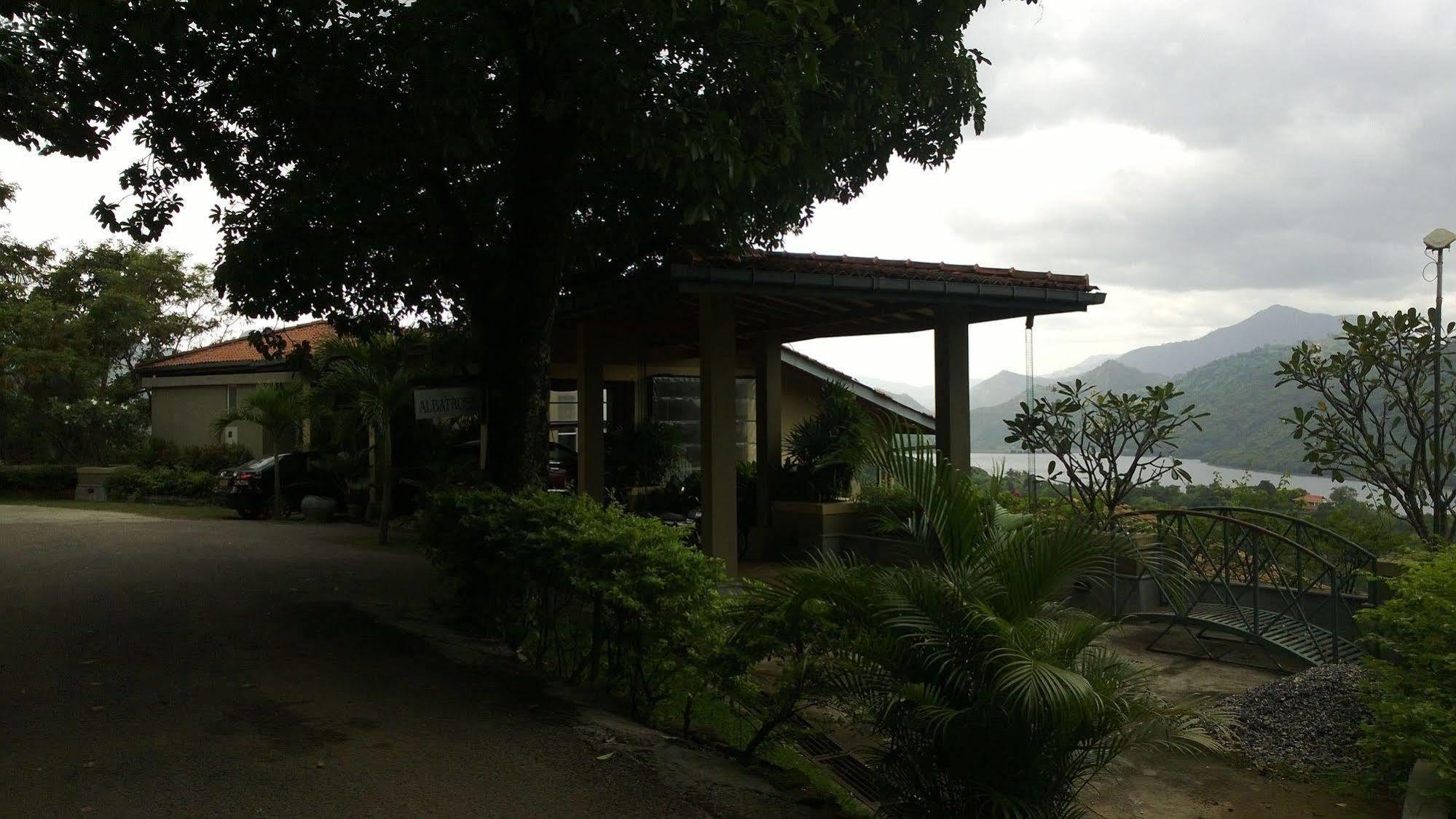Albatross Boutique Villa Kandy Exterior photo